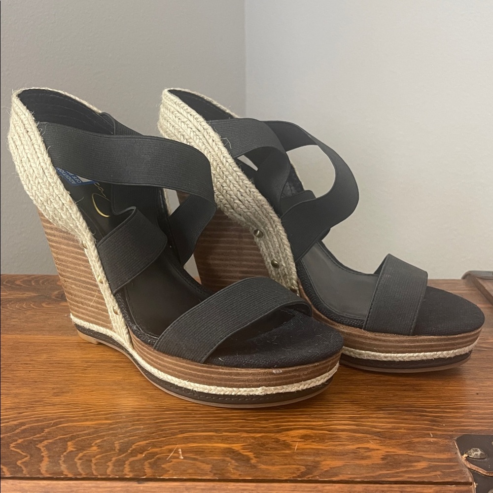 JESSICA SIMPSON- Black Wedge Sandals - Picture 2 of 5